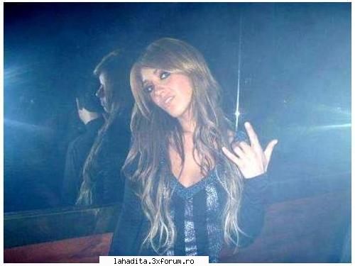 Galerie - baby blue - Anahi Giovanna