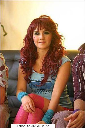 Galerie - baby blue - Dulce Maria