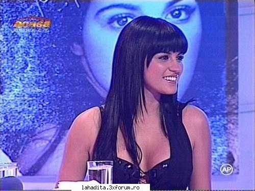 Galerie - baby blue - Maite Perroni