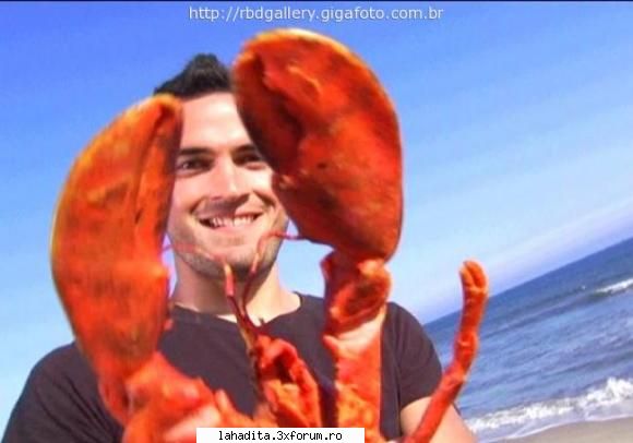 Galerie - baby blue - Alfonso Herrera