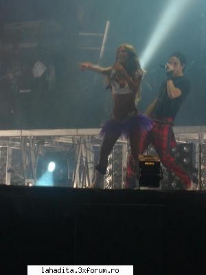 In Romania - LuV mY AnNiE - Los A